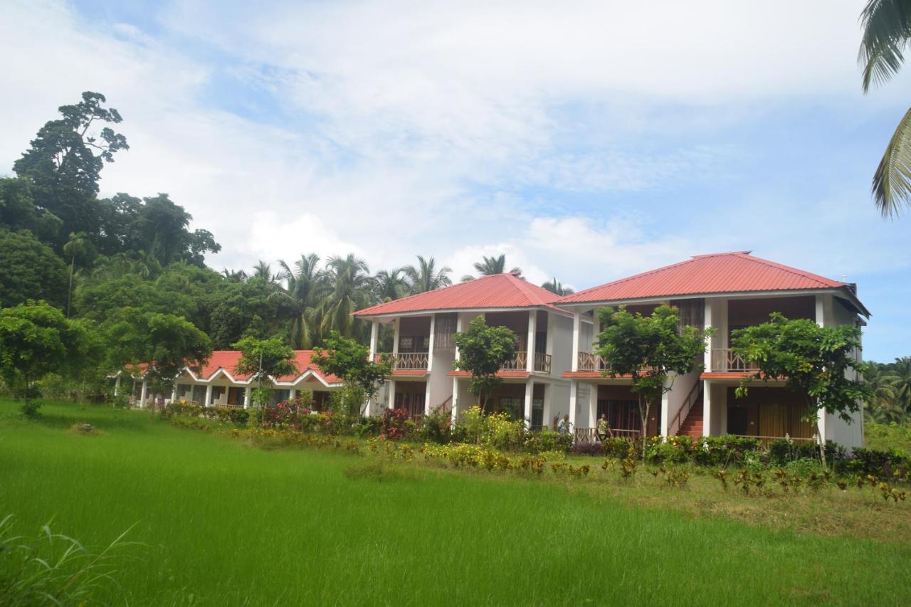 Hotel Exotica Squares Lakshmanpur Exteriér fotografie